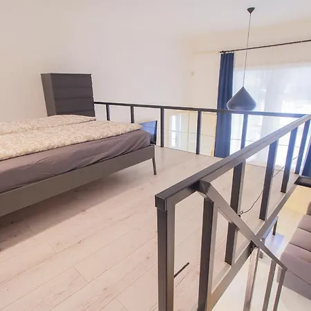 Industrial Double Loft *