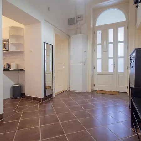 Industrial Double Loft * Будапешт