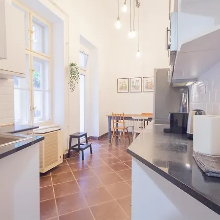 Industrial Double Loft *