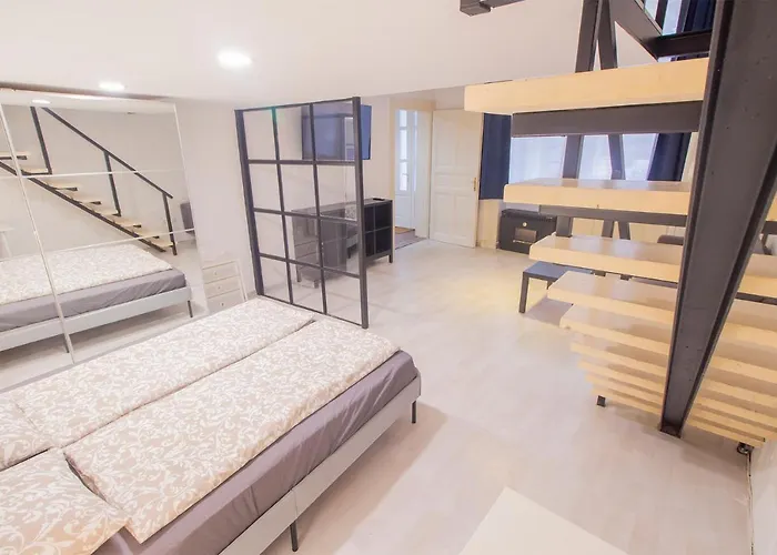 شقة Industrial Double Loft