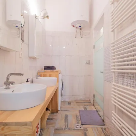 Industrial Double Loft * Budapeşte